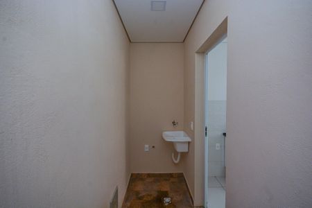 Área de Serviço de apartamento para alugar com 1 quarto, 22m² em Parque Grajau, São Paulo