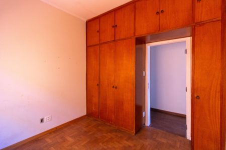 Quarto 1 de casa para alugar com 4 quartos, 300m² em Jardim Gumercindo, Guarulhos
