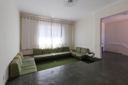 Sala de casa para alugar com 4 quartos, 300m² em Jardim Gumercindo, Guarulhos