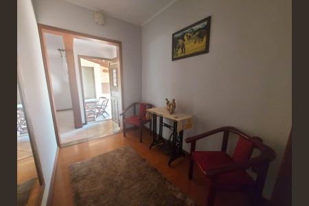 Casa à venda com 3 quartos, 221m² em São José, Novo Hamburgo