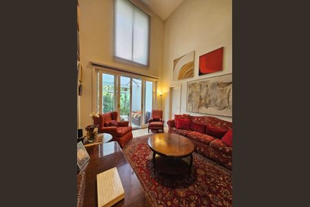 Foto 03 de casa de condomínio à venda com 2 quartos, 589m² em Cidade Jardim, São Paulo