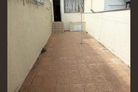 Casa à venda com 2 quartos, 120m² em Jardim Aeroporto, São Paulo