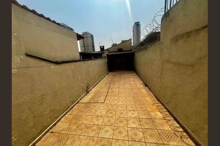 Casa à venda com 2 quartos, 120m² em Jardim Aeroporto, São Paulo