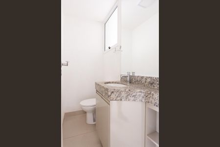 Lavabo de casa de condomínio à venda com 4 quartos, 200m² em Vila Madeira, Nova Lima