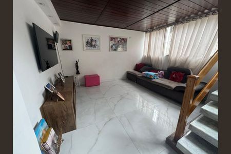 sala de tv andar de baixo de casa à venda com 5 quartos, 260m² em Pedreira, São Paulo