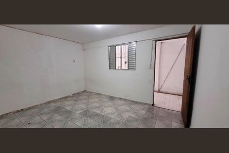 Casa para alugar com 1 quarto, 100m² em Vila Virginia, Itaquaquecetuba