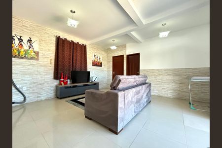 Sala de casa para alugar com 3 quartos, 145m² em Armação, Florianópolis