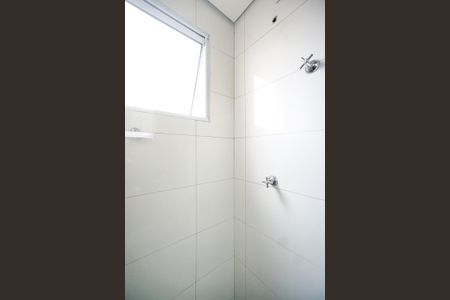 Interior do box de apartamento para alugar com 1 quarto, 33m² em Vila Esperança, São Paulo