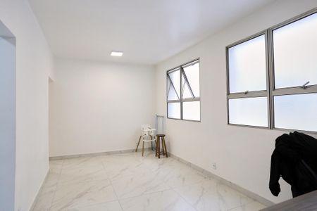 Sala de apartamento para alugar com 3 quartos, 123m² em Colégio Batista, Belo Horizonte