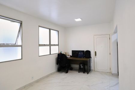 Sala de apartamento para alugar com 3 quartos, 123m² em Colégio Batista, Belo Horizonte