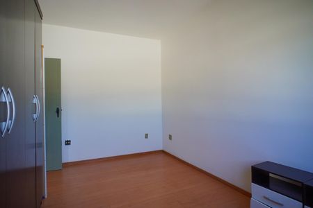 Quarto 2 de apartamento para alugar com 2 quartos, 78m² em Floresta, Porto Alegre