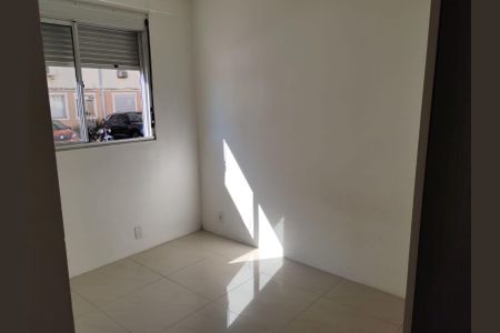 Quarto de apartamento para alugar com 2 quartos, 60m² em Coronel Aparicio Borges, Porto Alegre