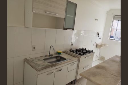 Cozinha de apartamento para alugar com 2 quartos, 60m² em Coronel Aparicio Borges, Porto Alegre