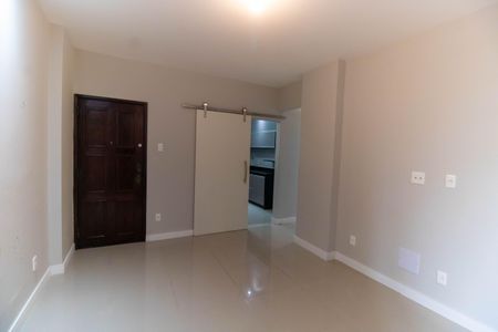 Sala de apartamento para alugar com 3 quartos, 108m² em Ingá, Niterói