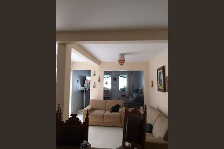 Foto 17 de casa à venda com 3 quartos, 200m² em Vila Emir, São Paulo