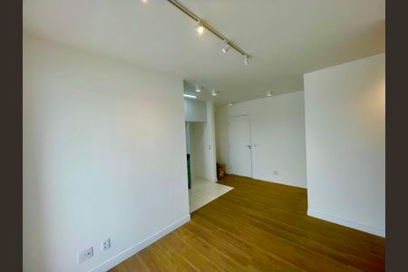 Sala de apartamento para alugar com 2 quartos, 47m² em Vila Itapegica, Guarulhos