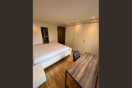 Quarto de apartamento à venda com 2 quartos, 97m² em Parque do Morumbi, São Paulo