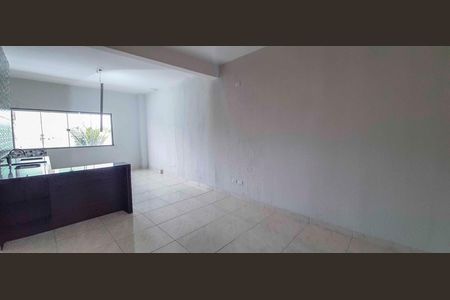 Sala de casa para alugar com 3 quartos, 125m² em Santa Maria, Osasco