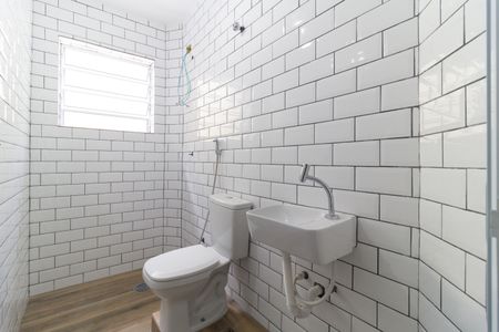 Banheiro de apartamento para alugar com 1 quarto, 60m² em Jardim Vergueiro, São Paulo