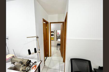 Corredor de apartamento à venda com 2 quartos, 41m² em Parque Peruche, São Paulo