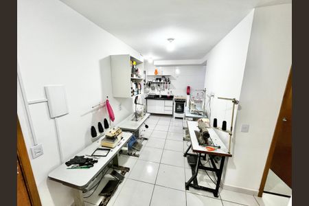Sala de apartamento à venda com 2 quartos, 41m² em Parque Peruche, São Paulo