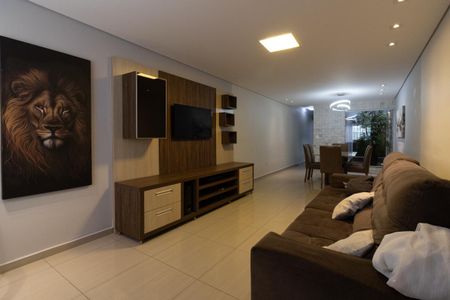 Sala de casa à venda com 3 quartos, 170m² em Jardim Santa Maria, São Paulo