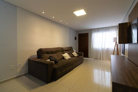 Sala de casa à venda com 3 quartos, 170m² em Jardim Santa Maria, São Paulo