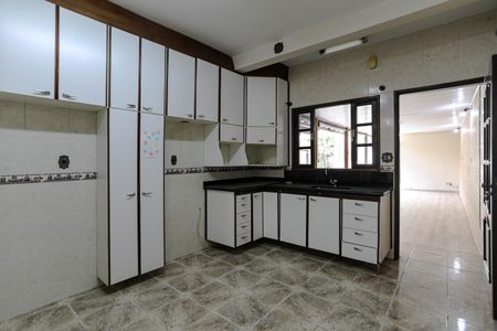 Cozinha de casa para alugar com 3 quartos, 240m² em Vila Suissa, Mogi das Cruzes