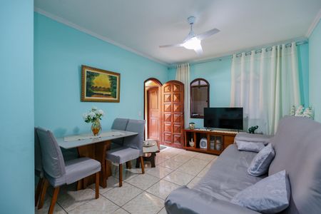 Quarto 1 de casa à venda com 3 quartos, 183m² em Parque Pinheiros, Taboão da Serra