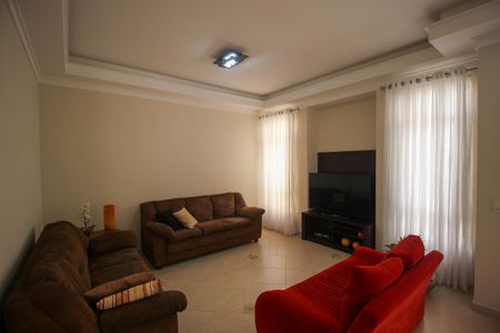 Casa para alugar com 3 quartos, 276m² em Jardim Pagliato, Sorocaba