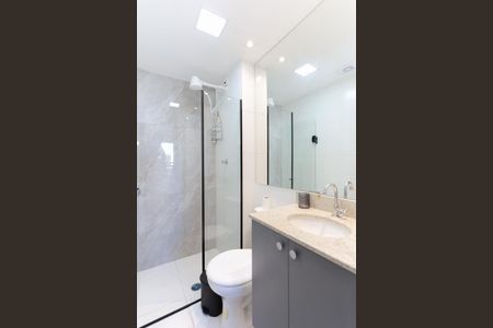 Banheiro de kitnet/studio para alugar com 1 quarto, 28m² em Tucuruvi, São Paulo