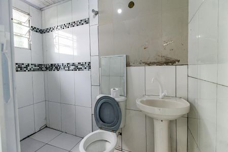 Banheiro de casa para alugar com 1 quarto, 60m² em Cidade Intercap, Taboão da Serra