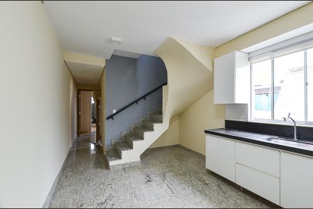 Sala Ambientes de apartamento para alugar com 2 quartos, 130m² em Cruzeiro, Belo Horizonte