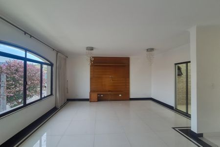 Sala de casa à venda com 3 quartos, 253m² em Bairro dos Casa, São Bernardo do Campo