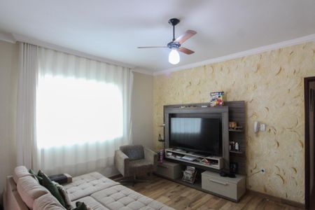 Sala de casa à venda com 2 quartos, 80m² em Minas Caixa, Belo Horizonte