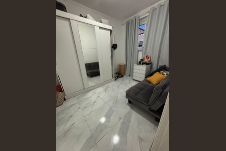 Sala de apartamento para alugar com 2 quartos, 45m² em Kennedy, Contagem
