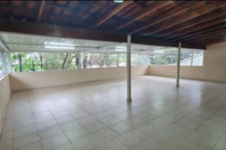 Casa para alugar com 4 quartos, 291m² em Jardim Marajoara, São Paulo