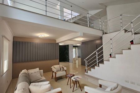 Casa para alugar com 4 quartos, 291m² em Jardim Marajoara, São Paulo