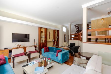 Sala de casa para alugar com 4 quartos, 500m² em Brooklin, São Paulo