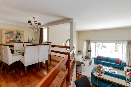 Sala de casa para alugar com 4 quartos, 500m² em Brooklin, São Paulo