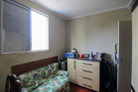 Quarto 2 de apartamento para alugar com 2 quartos, 45m² em Jardim Pinheiros, São Paulo