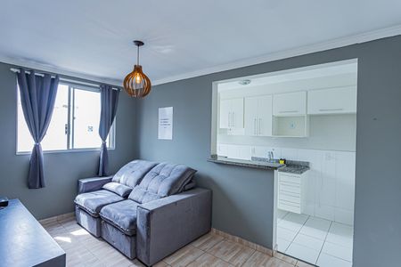 Sala de apartamento para alugar com 2 quartos, 50m² em Jaraguá, São Paulo