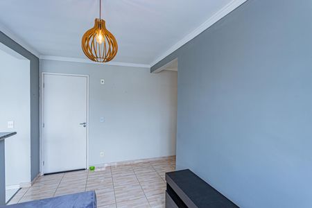 Sala de apartamento para alugar com 2 quartos, 50m² em Jaraguá, São Paulo