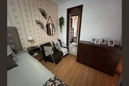 Casa à venda com 3 quartos, 280m² em Jardim do Estádio, Santo André