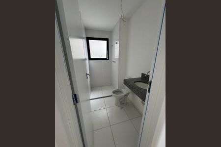 Banheiro de apartamento à venda com 3 quartos, 65m² em Botafogo, Campinas