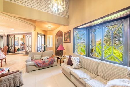 Sala de casa à venda com 4 quartos, 460m² em Vila Conceição, Porto Alegre