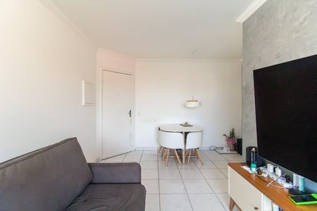 Sala de apartamento para alugar com 2 quartos, 59m² em Jardim Itapemirim, São Paulo