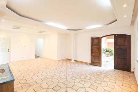 Casa para alugar com 2 quartos, 180m² em Vila Irmaos Arnoni, São Paulo