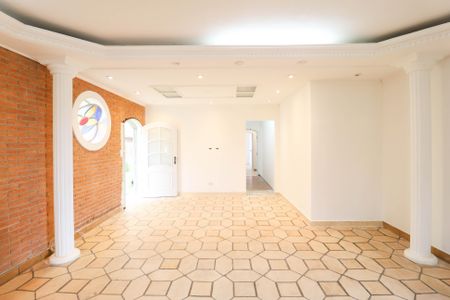 Casa para alugar com 2 quartos, 180m² em Vila Irmaos Arnoni, São Paulo