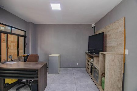 Sala de apartamento para alugar com 2 quartos, 120m² em Vila Jardim, Porto Alegre
